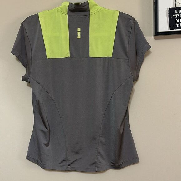 Jamie Sadock Two-Tone Gray and Lime Green Women's Top - Picture 5 of 5